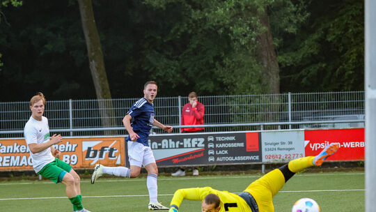 Relegation zur Rheinlandliga Saison 23/24Spiel TuS Oberwinter - SG Westerburgam 05.06.2024 in Oberwinter, Kunstrasenplatz am E