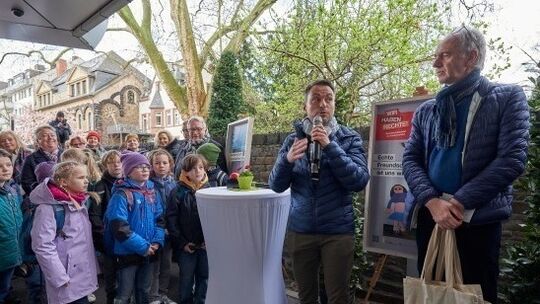 Seilbahn Koblenz - Kunst und Kinderrechte
