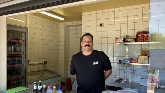 1Foto Print: Thomas Kreis Kioks Freibad Birkenfeld