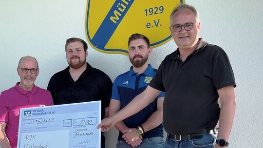 k501 Fußballer helfen