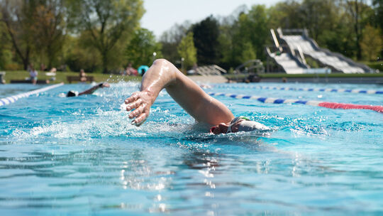 Baden im Freibad