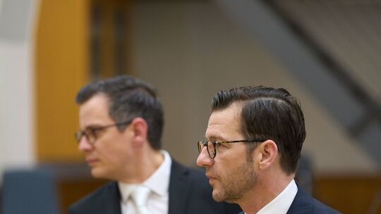Prozess um rassistischen Brandanschlag auf Asylbewerberheim