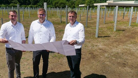 Raiffeisendruckerei: Bau der Photovoltaikanlage beginnt