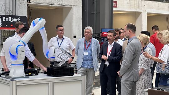 Geplantes Robotik-Zentrum in Neuwied weckt großes Interesse
