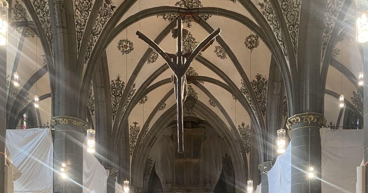 Alte Malereien in der Rosenkranzkirche freigelegt - Laurentiuskirche ...