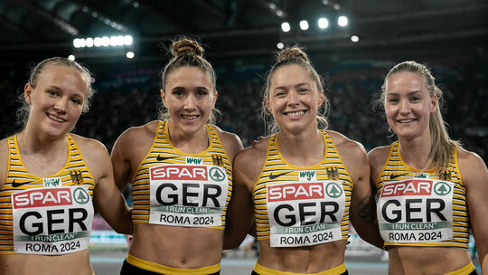 Sport Bilder des Tages Rebekka Haase (Sprintteam Wetzlar, Germany), 4x100m relay women (4x100m Staffel Frauen), Gina Lue