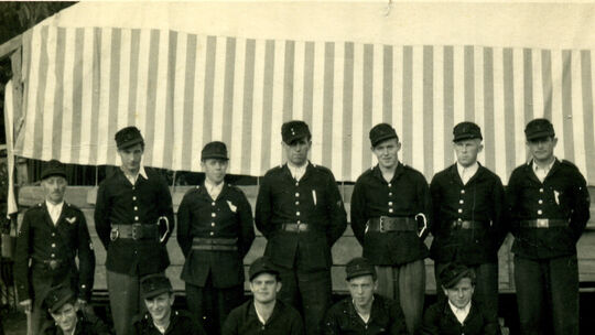 mannschaftsfoto-aus-den-1950er-jahren