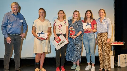 Preisverleihung des Azubiprojekts „Zeitung lesen macht Azubis schlau!“ in der Kufa