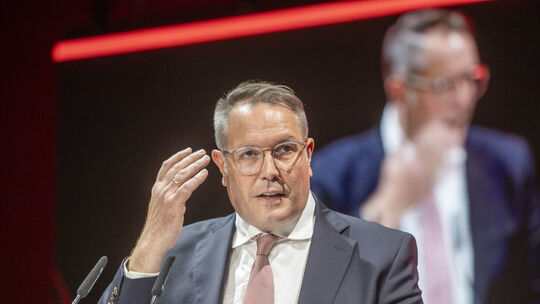 Ministerpräsident Alexander Schweitzer (SPD)