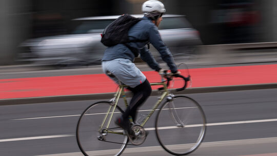 Fahrradfahrer in der Stadt