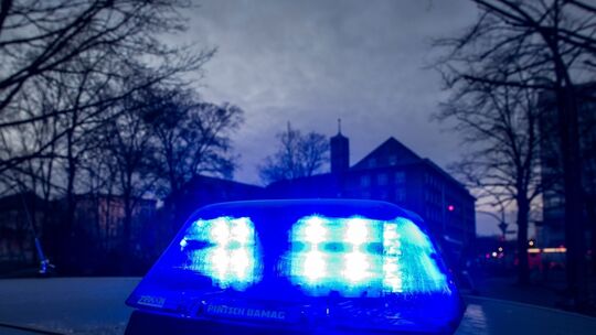 Feuer im Kellerbereich löst Großeinsatz aus