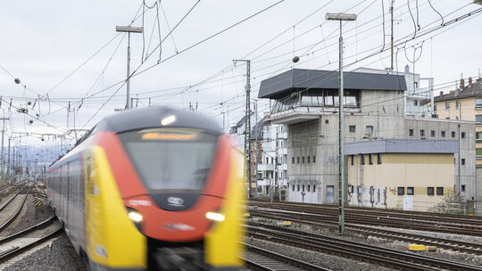 Pendler-Kritik an Bahn