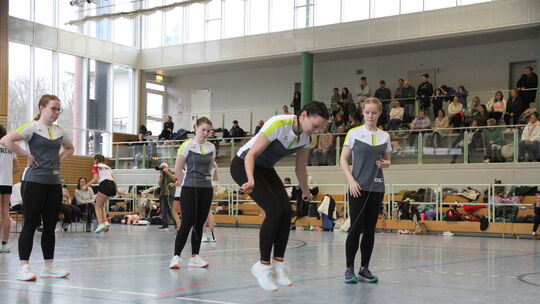 TV Oberstein kann stolz sein: Rope-Skipping: Team Huhn löst Ticket für ...