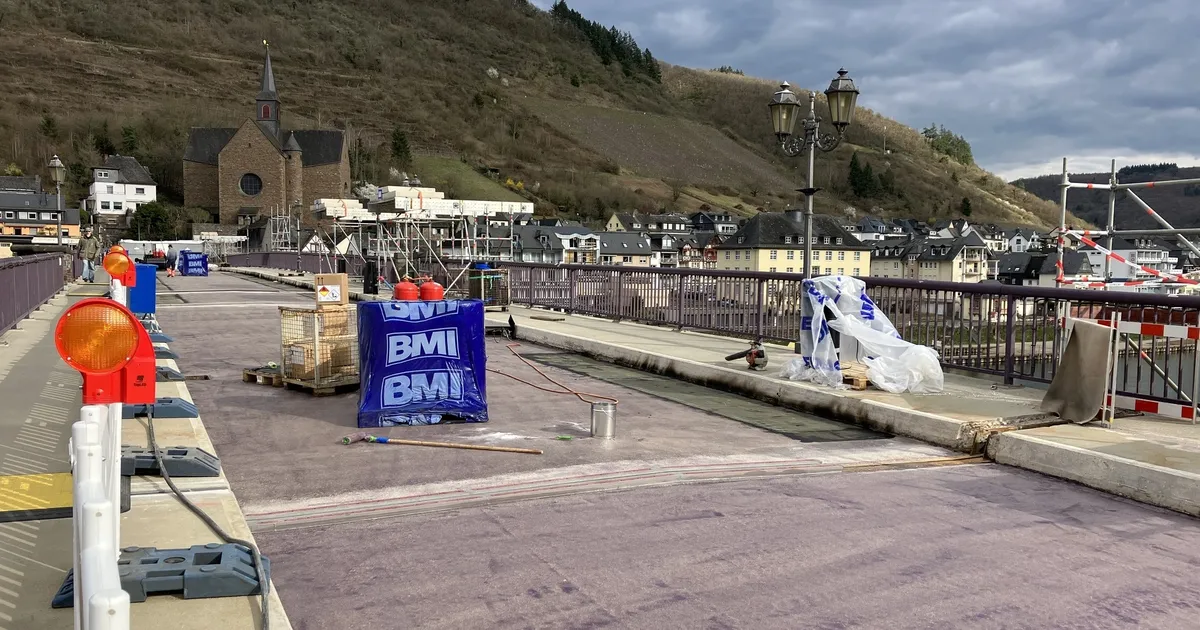 Tourismus-Saison steht an: Wird die Skagerrak-Brücke in Cochem vor Ostern ...