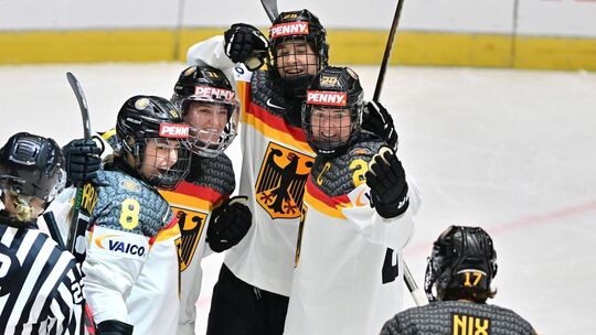 Eishockey-WM der Frauen: Deutschland - Ungarn