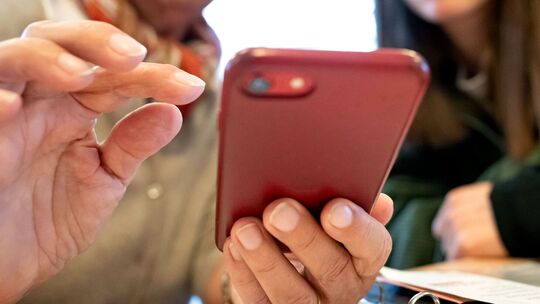 Smartphone-Sprechstunde für Senioren