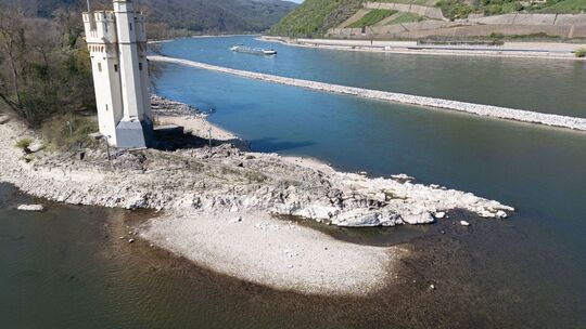 Schiffahrt auf dem Rhein