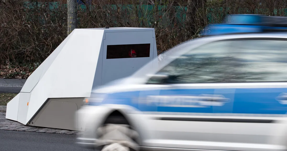 Einsprüche gegen Bußgelder: Wie ein Blitzer auf der A61 die Gemüter ...