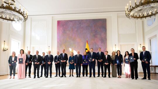 Regierungswechsel - Ernennung des Bundeskabinetts