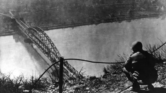 Symbol des Krieges: die Brücke von Remagen