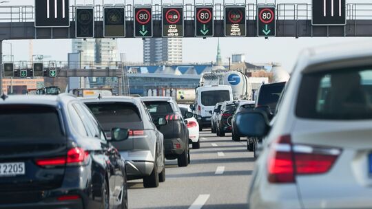 Stau am Elbtunnel