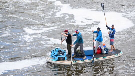 Stand-Up-Paddler wollen Weser auf rund 430 km nonstop befahren