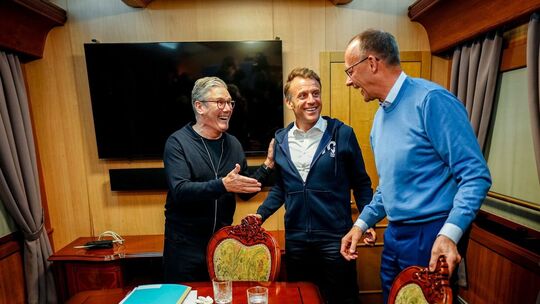 Starmer, Macron und Merz auf dem Weg in die Ukraine