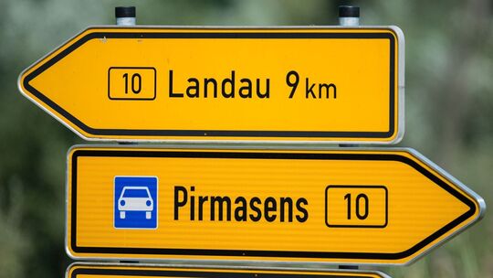 Bundesstraße 10 in Rheinland-Pfalz