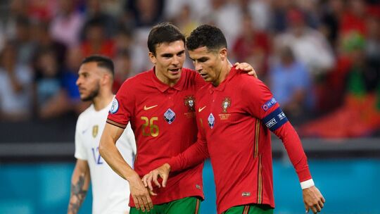 Joao Palhinha und Cristiano Ronaldo