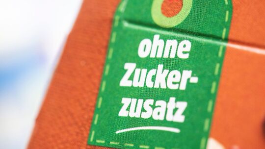 Auf der Verpackung eines Produkts steht «ohne Zuckerzusatz»