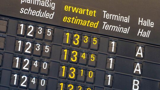 Erhebliche Verzögerungen und Ausfälle am Flughafen Frankfurt