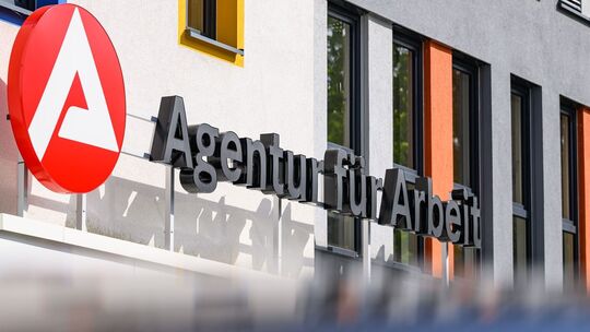 Aktuelle Zahlen zum Arbeitsmarkt