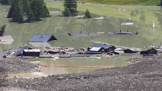 Nach Gletscherabbruch im Wallis