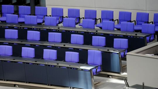 Regierungsbank im Bundestag