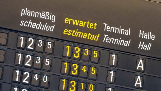 Erhebliche Verzögerungen und Ausfälle am Flughafen Frankfurt