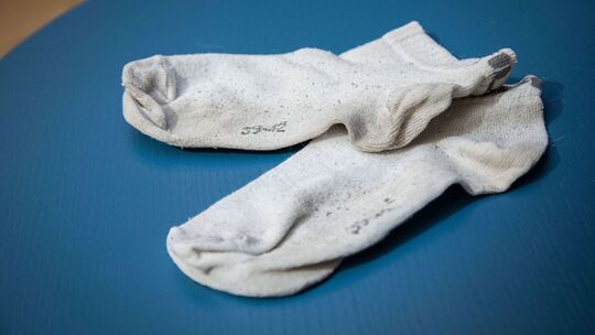 Angegraute Socken