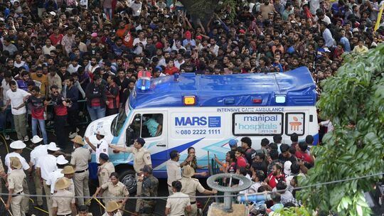 Massenpanik in einem Stadion in Bengaluru