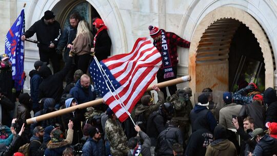 «Proud Boys» verklagen US-Regierung