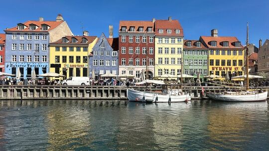 Passanten am Nyhavn
