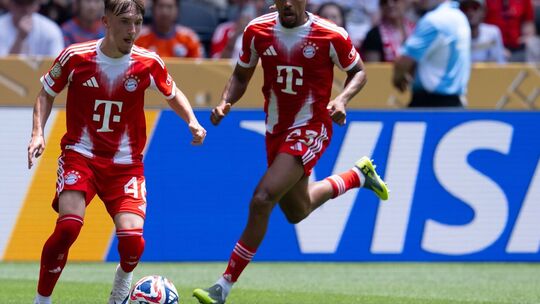 Bayern München - Auckland City