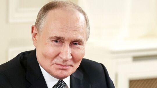 Putin trifft internationale Nachrichtenagenturen