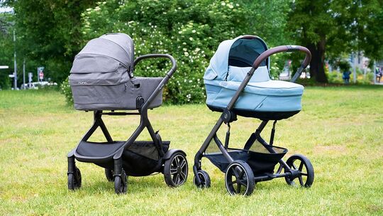 Kinderwagen «Nuna Demi next» und «Cybex Ballos S Lux»