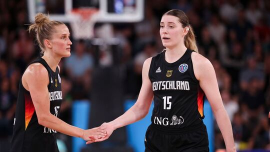 Leonie Fiebich und Luisa Geiselsöder