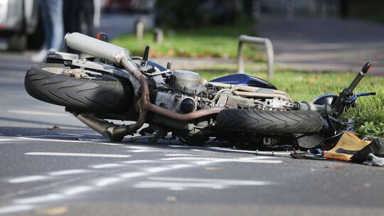 Unfall mit Motorrad - Symbolbild