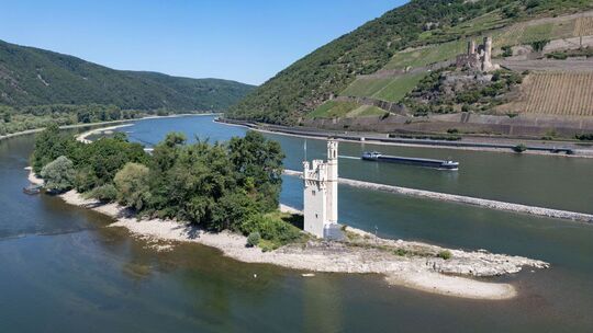 Hitze in Deutschland - Rheinschifffahrt