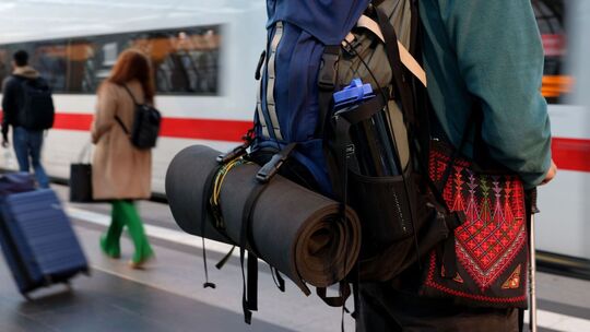 Reisende am Hauptbahnhof