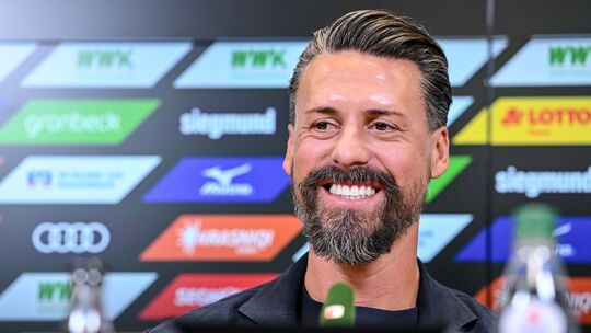 Fußball: Bundesliga - Trainingsauftakt FC Augsburg