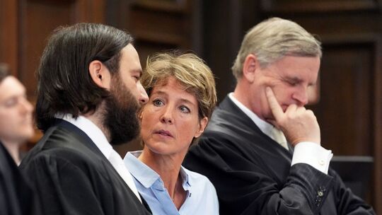 Prozessbeginn wegen mutmaßlicher Kindesentführung