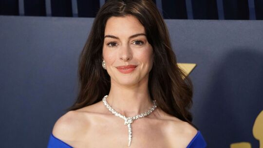 Anne Hathaway