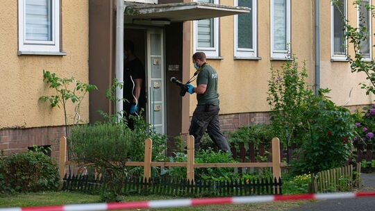 Frau in Dormagen tot gefunden: Sohn unter Mordverdacht